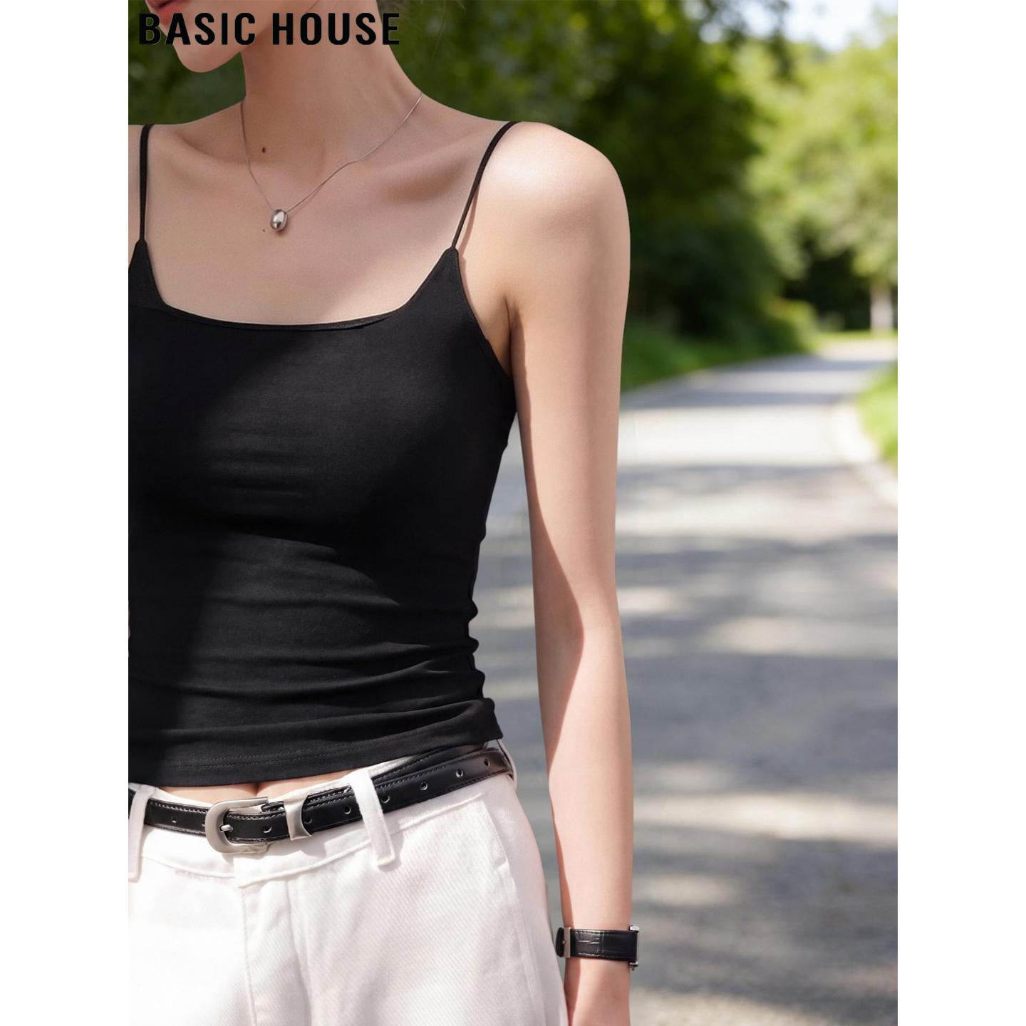 Basic House/百家好法式黑色带胸垫吊带背心女夏季可外穿无袖上衣