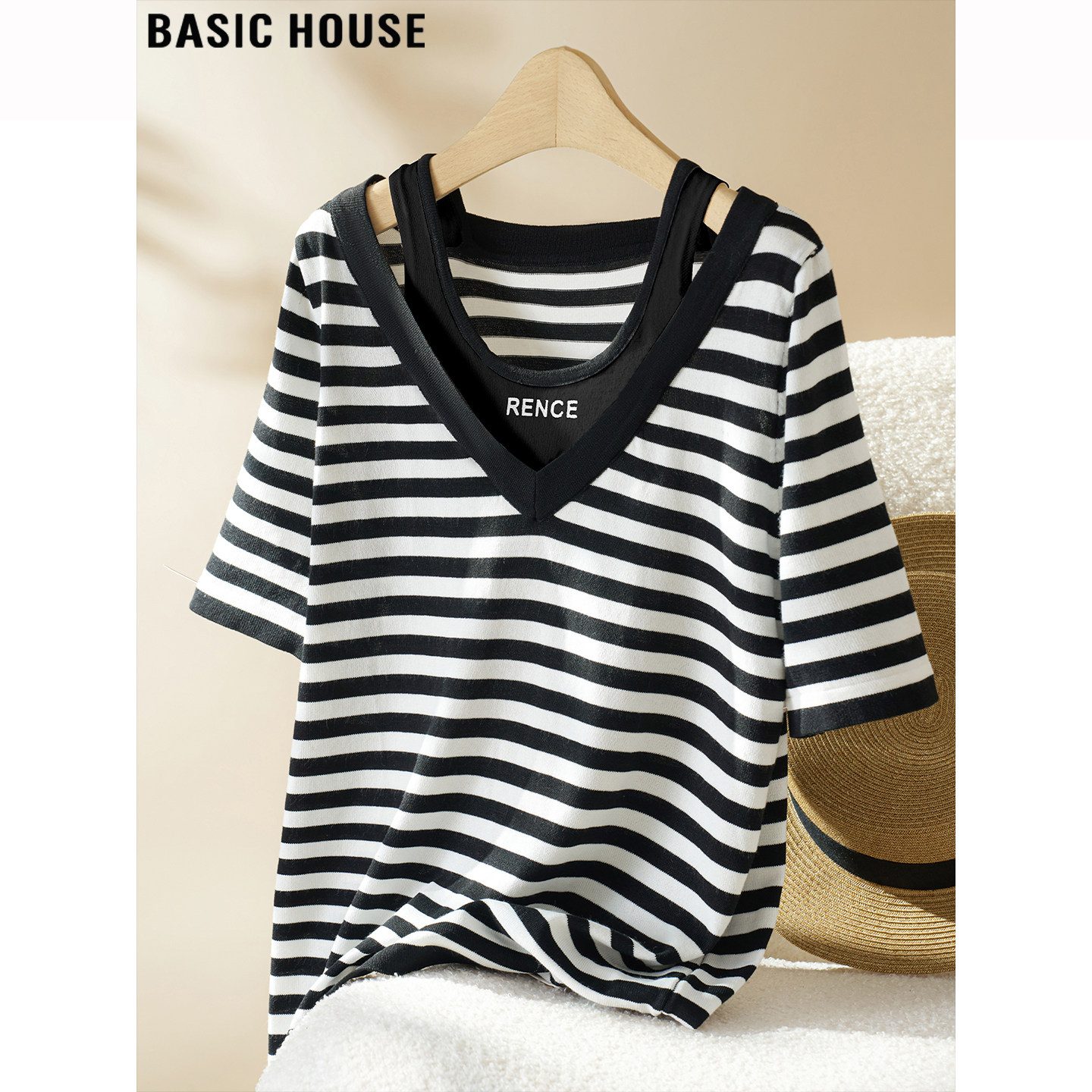 Basic House/百家好假两件条纹短袖T恤女士夏季宽松V领冰丝针织衫
