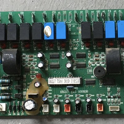 拆机空调电脑板E8227 V2.1 100826主板 E8227R V4.0 130721
