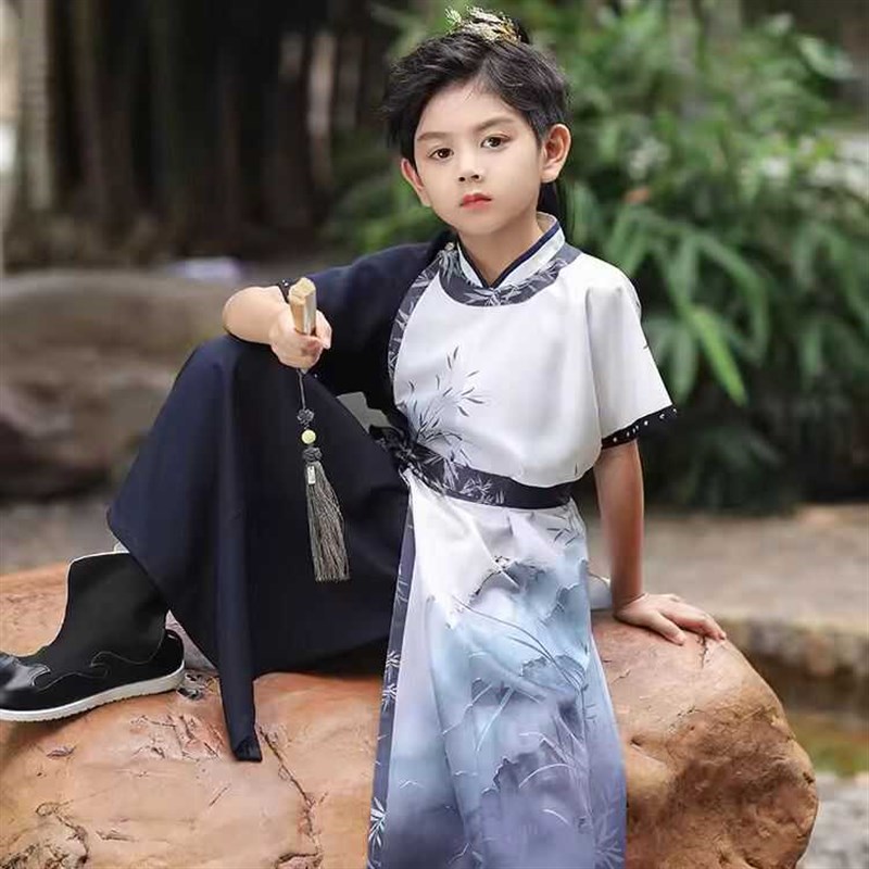 男童汉服中国风小少爷短袖圆领袍儿童古装侠客黑白水墨竹画表演服