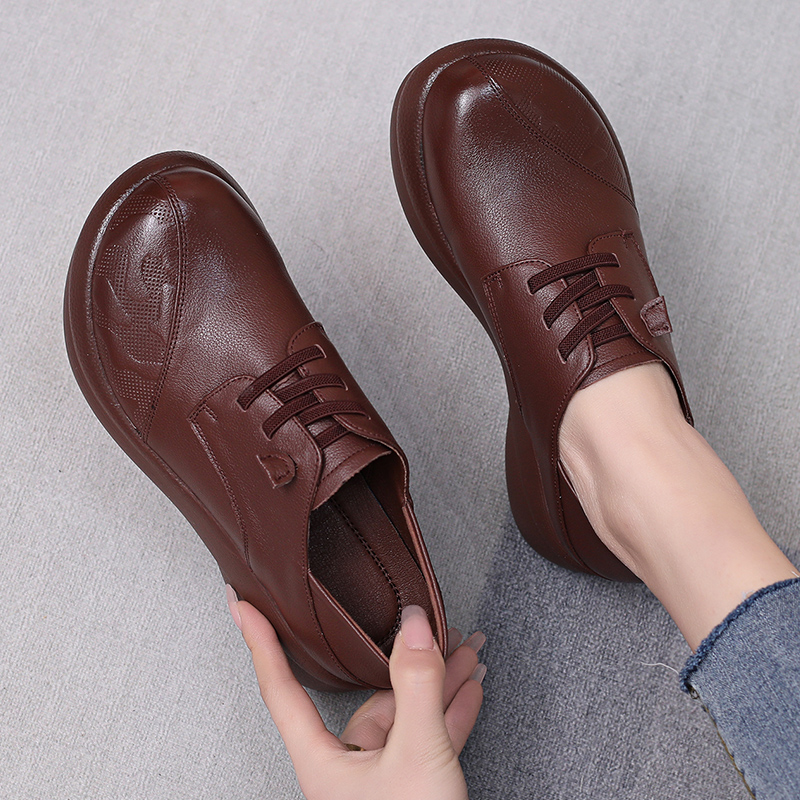 头层牛皮单鞋真皮妈妈鞋春季新款松糕女鞋软底小皮鞋厚底休闲皮鞋