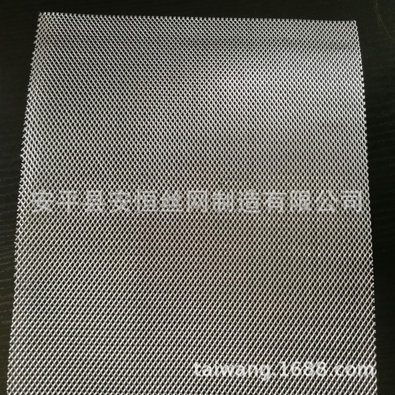 加热不锈钢板网 斜拉不锈钢网孔径3*6mm 0.3mm厚电熔带不锈钢网