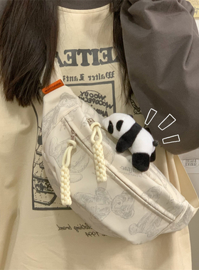 小众可爱帆布斜挎胸包轻便腰包简约休闲小包包女运动单肩后背包潮