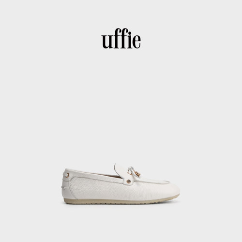 uffie于绘圆头锁扣乐福鞋