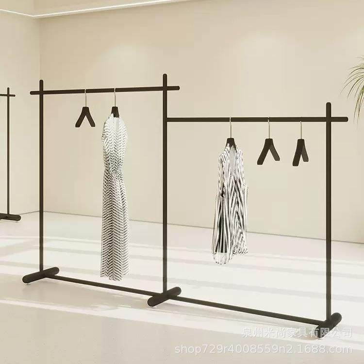简约哑光黑色铁艺侧挂货架落地式店铺中间中岛架男女服装店挂衣架