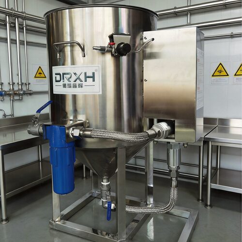 厂家直供自动抛光机用新型蜡桶-浆料增压柱塞泵，无需高压！