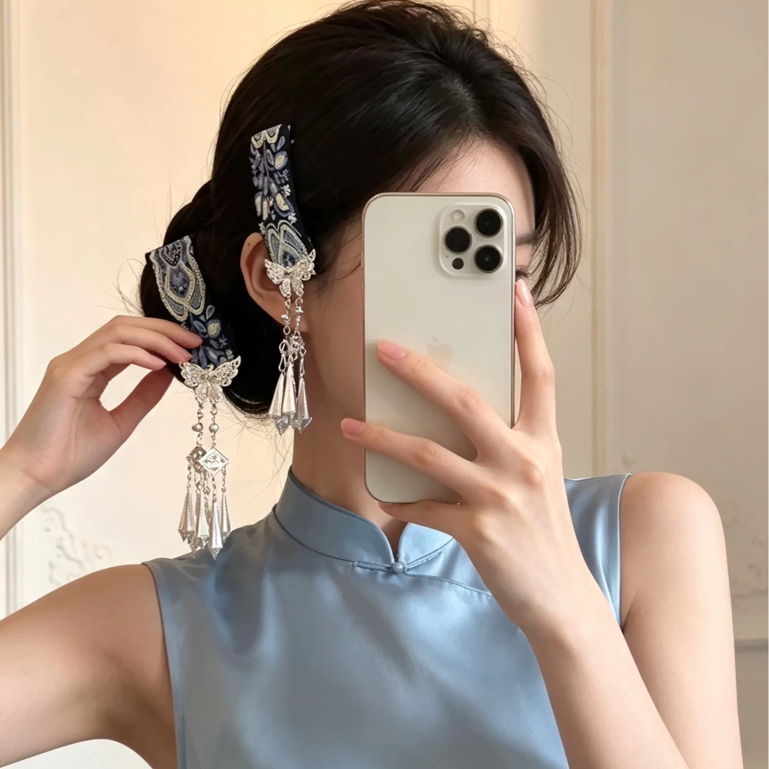 民族风银色蝴蝶流苏侧边发夹图片