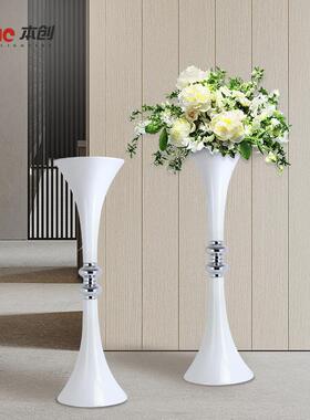 婚庆用品铁艺花器白色路引金属花架派对婚礼布置室外装饰摆件