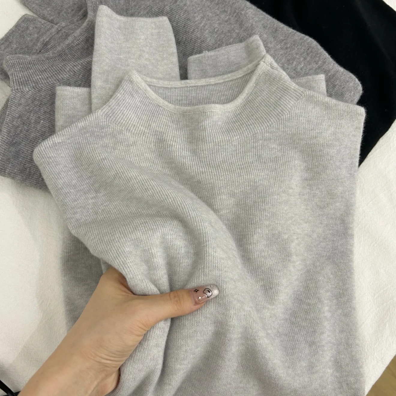 法式奶奶灰柔软亲肤打底衫女半高领修身内搭毛衣秋冬简约针织上衣