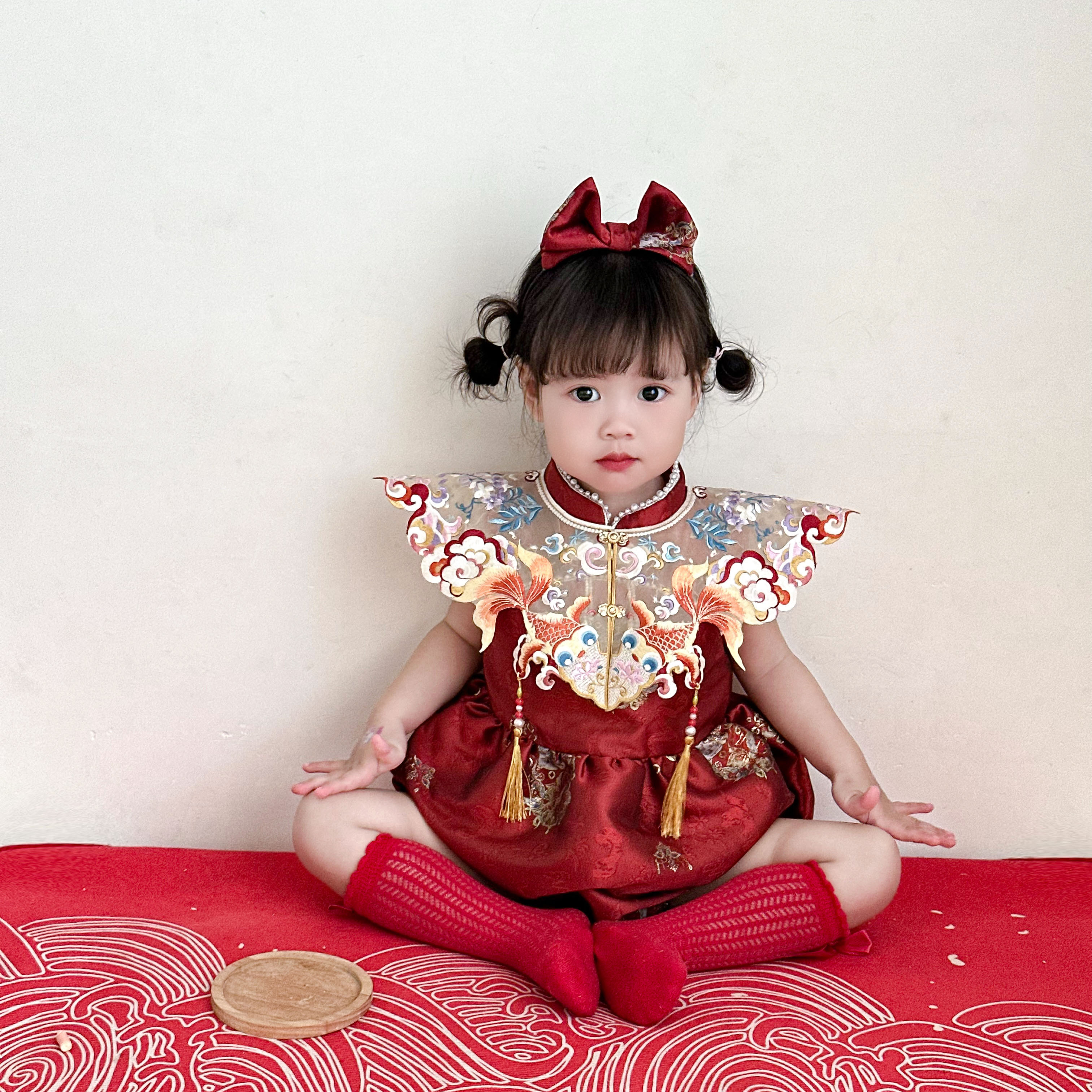 夏季女宝红色公主风抓周礼服图片