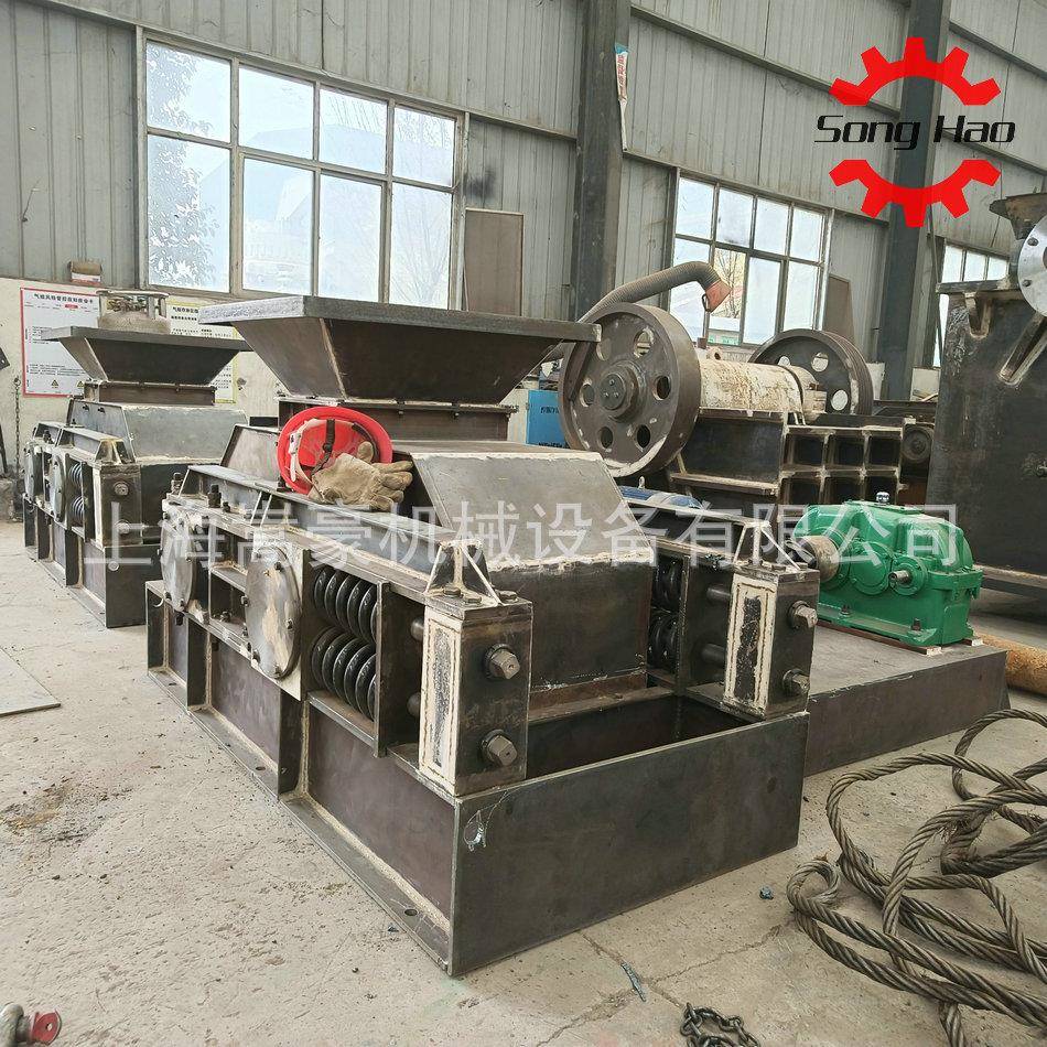 联轴器减速机直驱对辊破碎机高硬度金属矿石石英耐火材料粉碎机