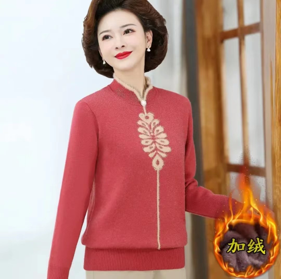 妈妈冬装加绒加厚毛衣短款保暖上衣中老年女装秋冬一体绒打底小衫