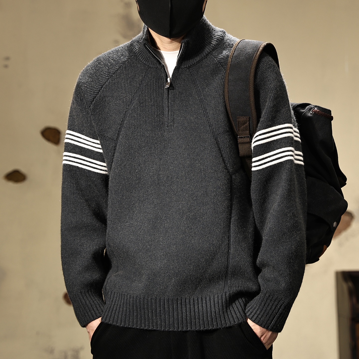 【2025高级感半拉链立领针织衫】