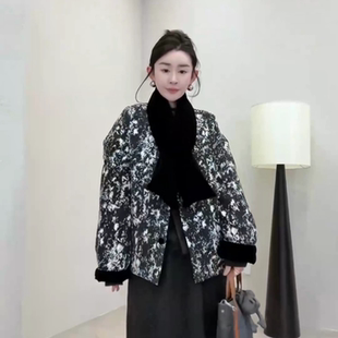 韩系花纹羽绒服外套女2025冬季新款高级感时尚文艺复古保暖上衣潮