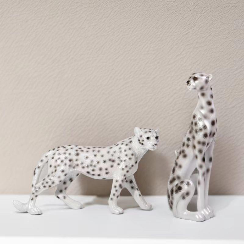 简约现代树脂金钱花豹子客厅茶几餐边柜桌面摆件家居创意装饰品