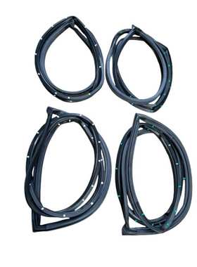 5725A329 5725A330 5755A337 5755A338帕杰罗劲畅08-16车门密封条