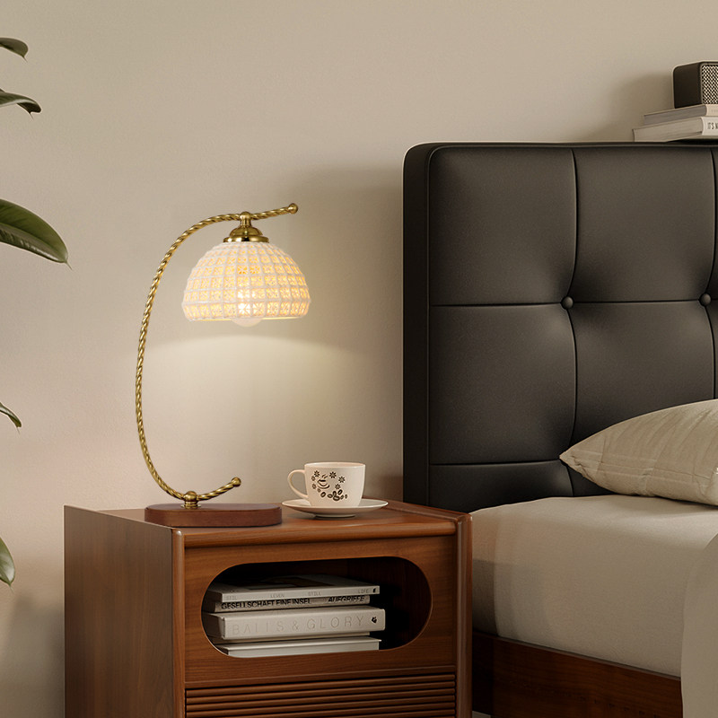 TOUNISAR卧室复古台灯法式中古风美式主卧高级感床头灯结婚长明灯