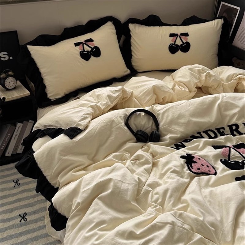 芝士少女花边床裙款黑色樱桃毛巾绣水洗棉四件套床单宿舍三件套2m