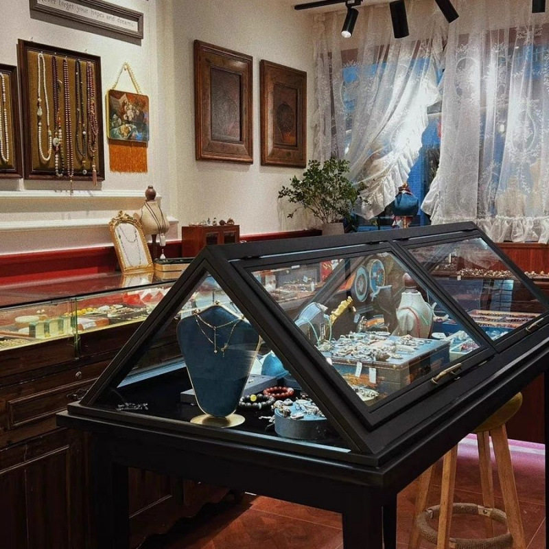 简约三角中岛翻盖珠宝展示柜