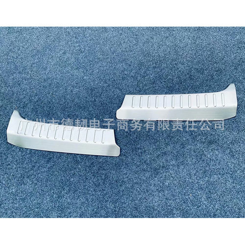 适用于2021款NISSANNOTE银色拉丝内置后护板note改装后备箱护板