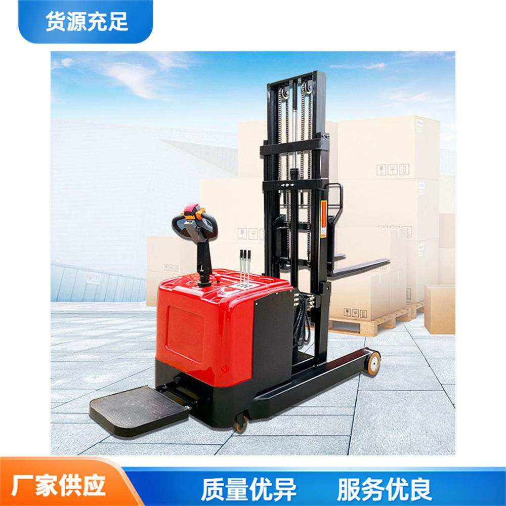 站驾式电动搬运车狭小空间作业托盘堆高车托盘随车自体登高车