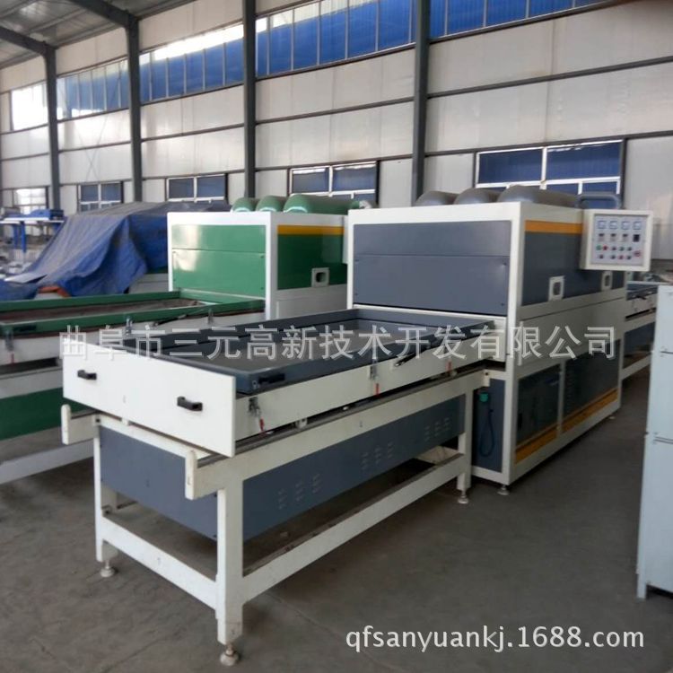 ZKXS-2500型全自动移门pvc膜真空覆膜机 免漆门真空吸塑机
