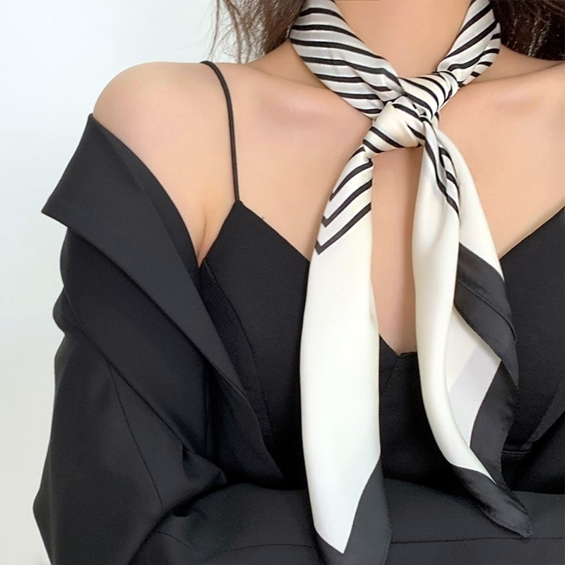 高档黑白条纹丝巾气质百搭大方四季小围巾薄款70女士方巾韩版领巾