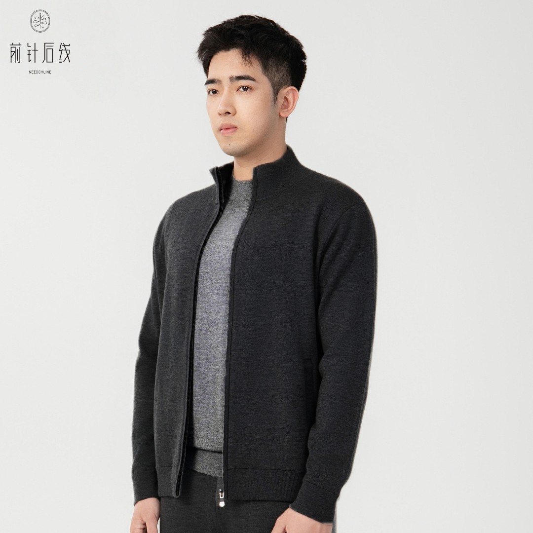 纯羊绒半高领精纺羊绒外套