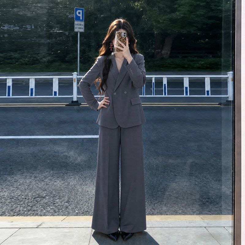 深灰色西装外套女早春秋2026新款小个子高级感两件套休闲西服套装