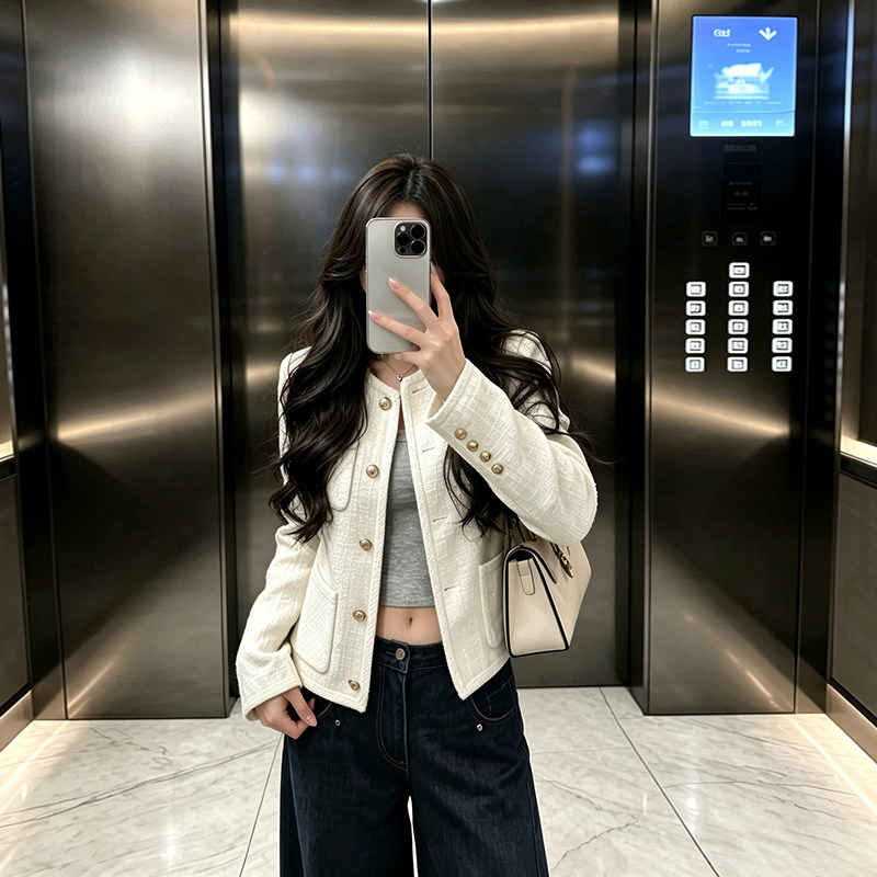 白色小香风羽绒外套女春秋冬季法式套装高级感小个子羊毛短款上衣