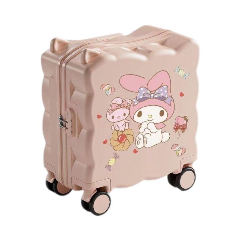 新款行李箱女孩坐骑登机
