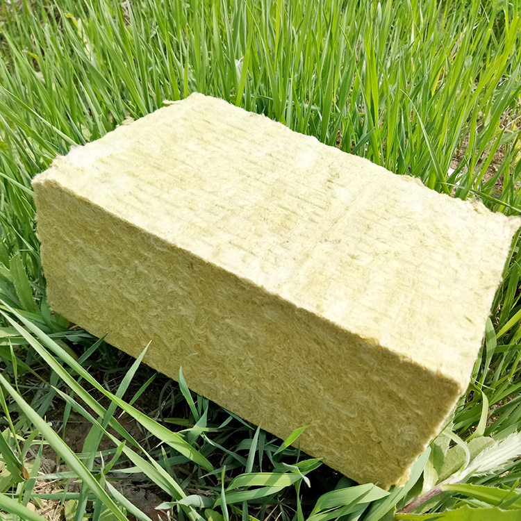 幕墙岩棉保温板 墙体隔音贴铝箔复合板 防排烟耐火材料