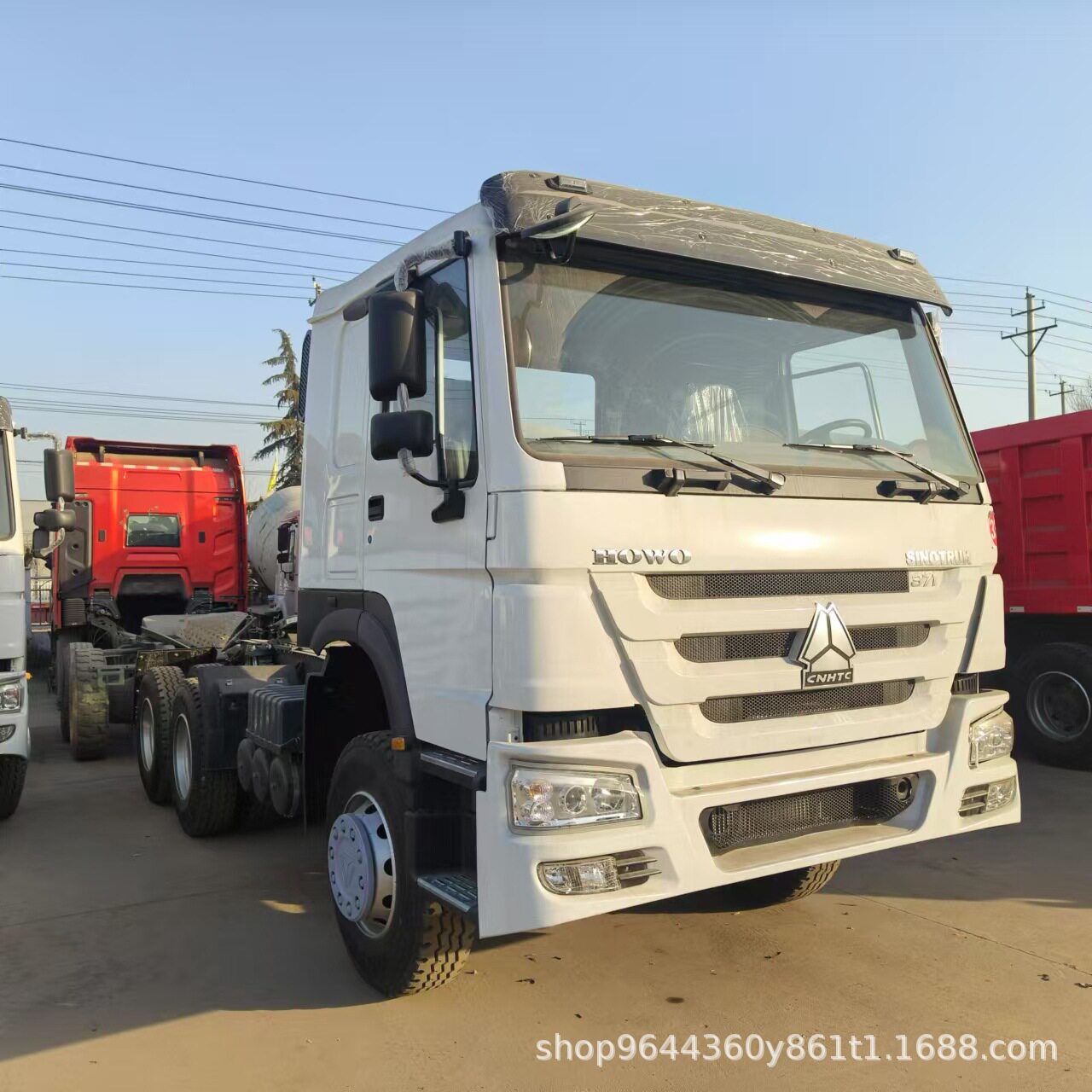 豪沃重型二出口自卸翻斗车