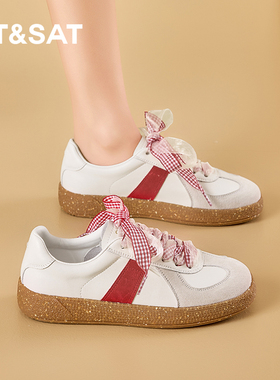 星期六红色百搭德训鞋女2026春季新款轻便软底配裙子平底休闲女鞋