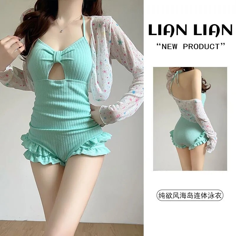 游泳衣女连体防晒外搭时尚高级感