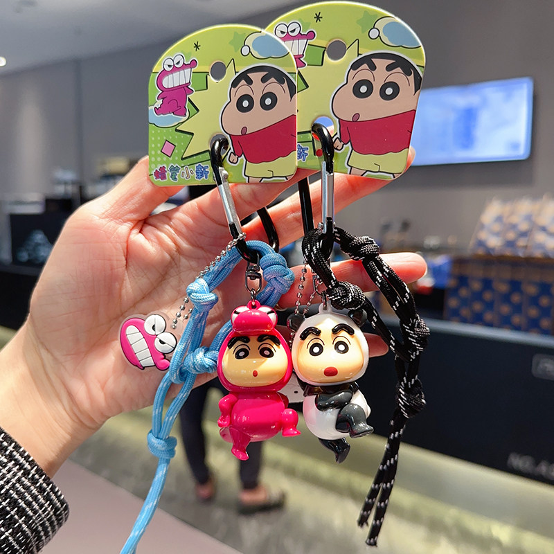 新品正版变装蜡笔小新熊猫青蛙公仔钥匙扣萌趣卡通书包钥匙链挂件