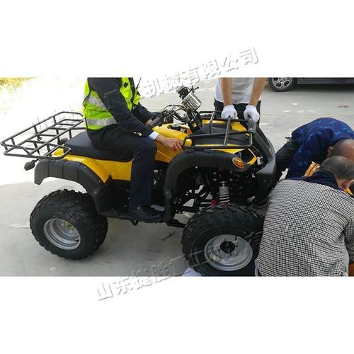 大面积道路积雪除雪机 座驾式破冰堆雪设备 四轮越野型雪融清理机