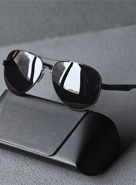 经典偏光男士太阳镜黑色墨镜防强光开车钓鱼高清蛤蟆镜防紫外线