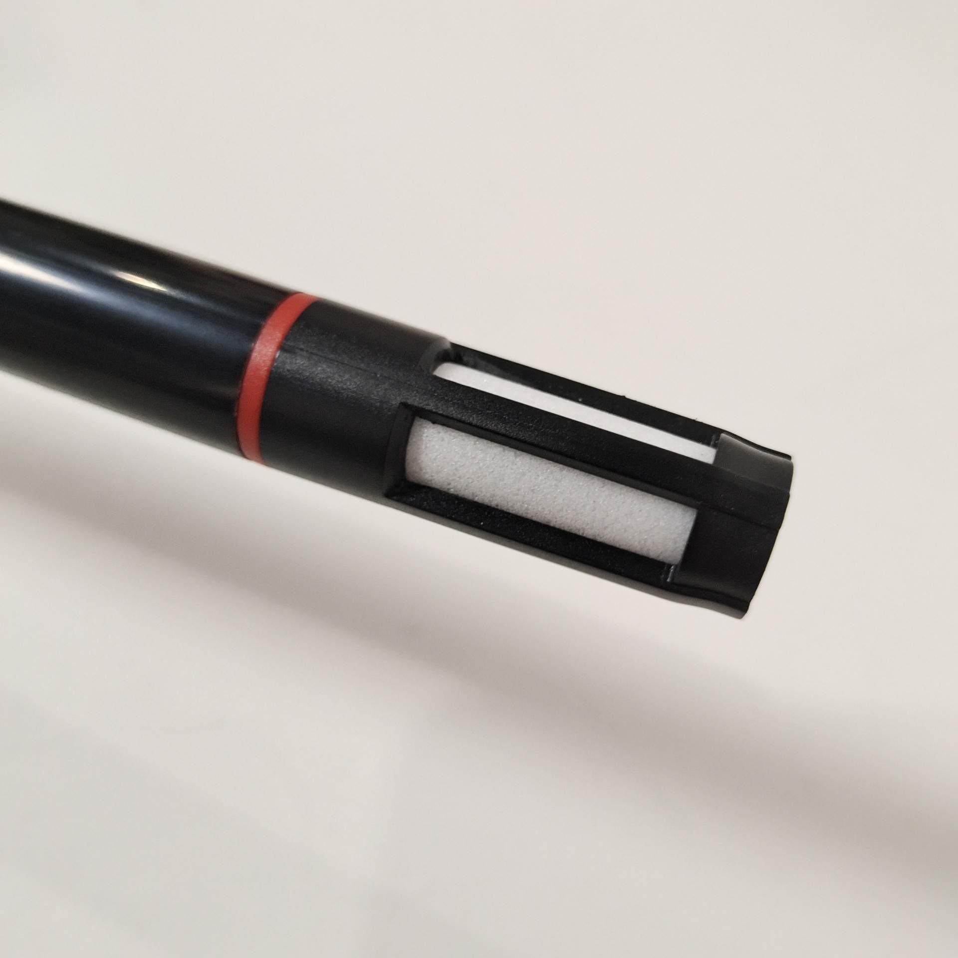 瑞士HUBA风管型温湿度变送器902.011B13 0-10V -40-60℃ 24VAC/DC