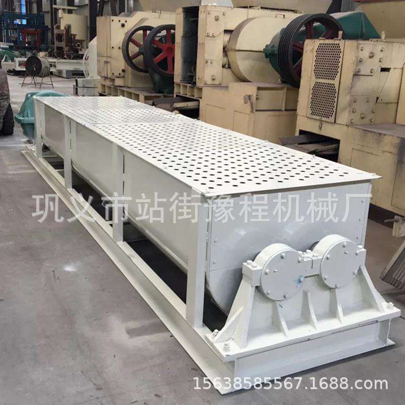 卧式双轴混合搅拌机双螺旋碳粉泥土粉尘加湿搅拌机煤炭化肥混合机