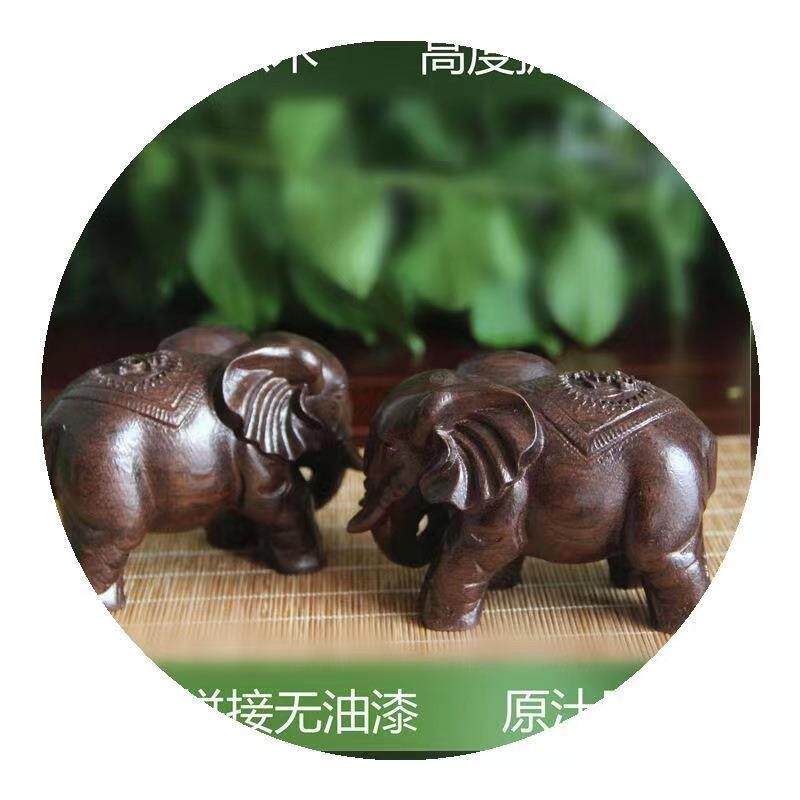 沉香木雕小大象手把件黄花梨核桃工艺品雕刻家居摆件 厂家直供