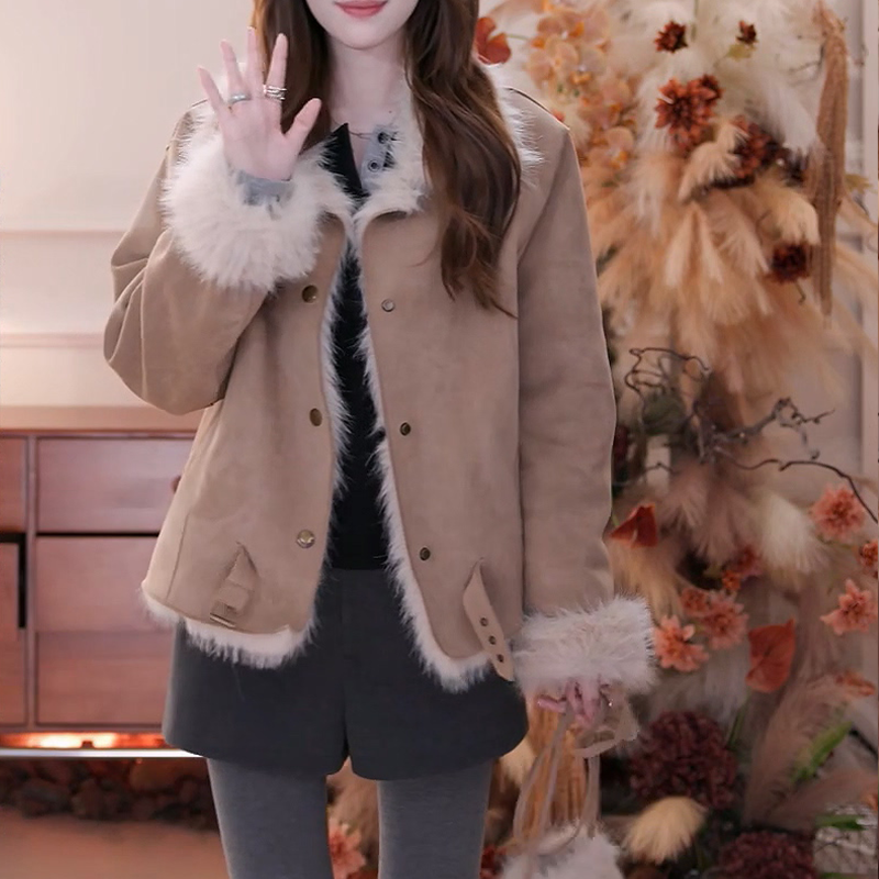 韩版立领设计感仿皮毛一体外套女冬季新款宽松显瘦保暖加厚棉服