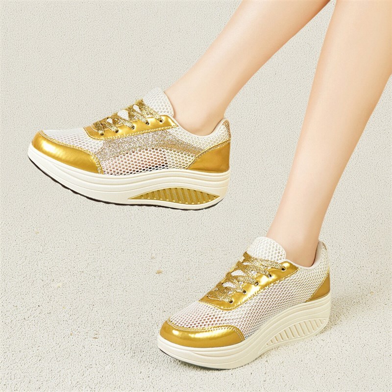 防滑妈妈不累脚网面休闲鞋2025夏季新款松糕鞋轻便单鞋女百搭舒适