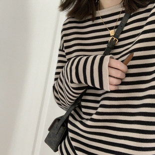 春秋新款软糯横条纹打底衫慵懒毛衣女薄款外套休闲上衣长袖针织衫