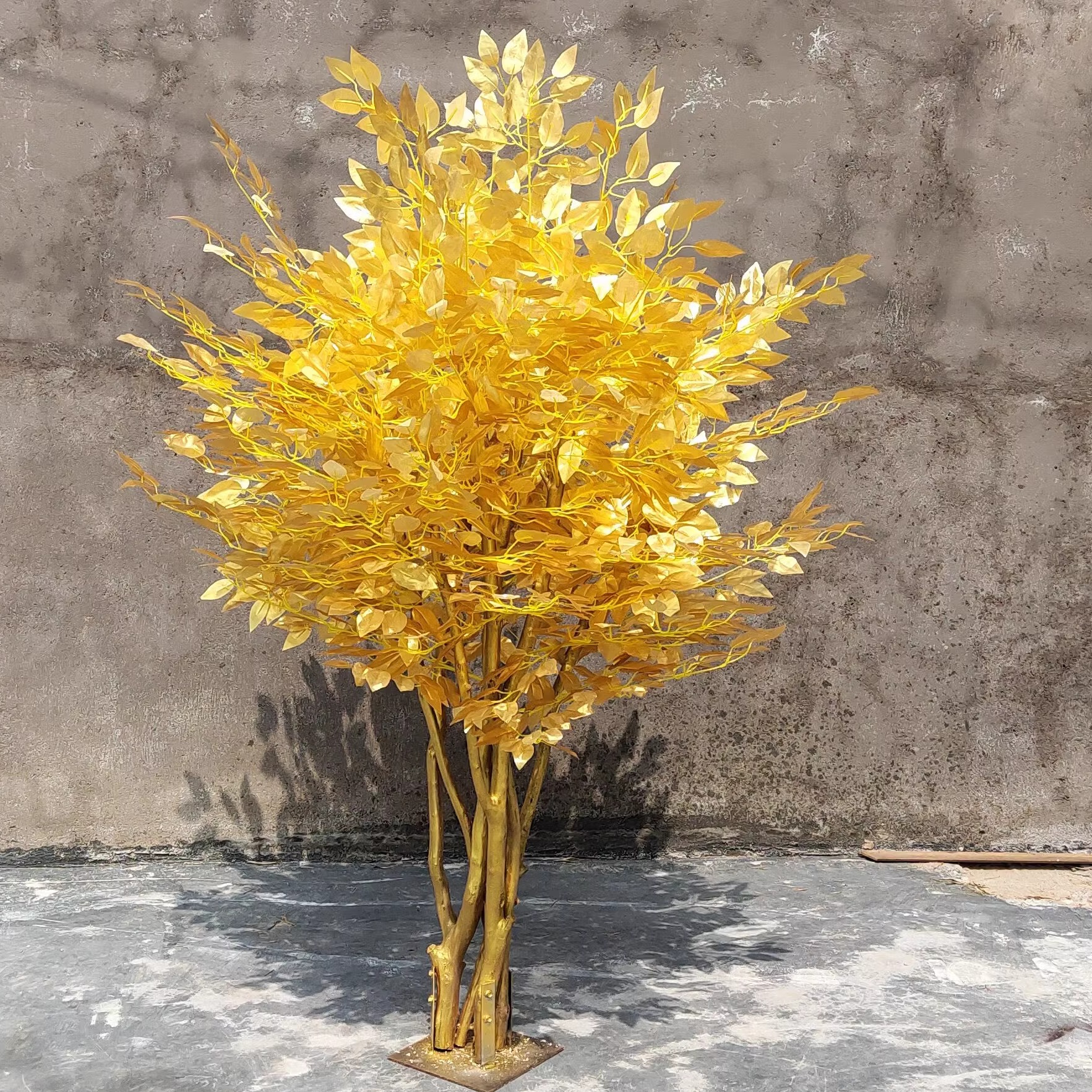 多杆仿真金色榕树许愿装饰树春节商场酒店客厅红包发财树婚庆花艺