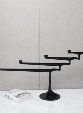 现代创意金属黑色旋转大烛台摆件样板房客厅餐厅桌面装饰品工艺品