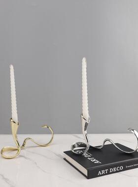 北欧创意几何飘带金属烛台摆件客厅餐厅酒店样板房软装家居装饰品