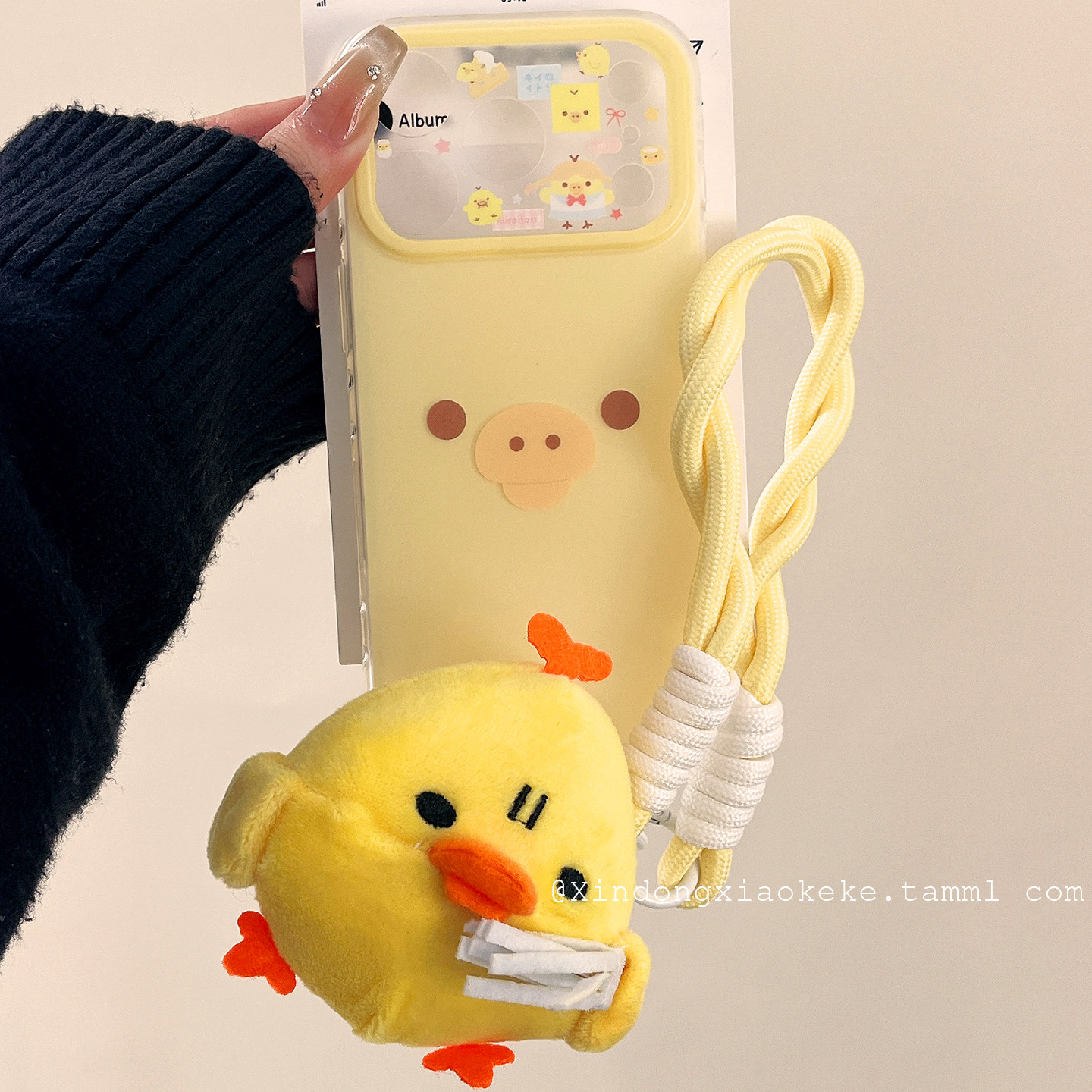 可爱卡通鼻孔小鸡适用苹果iPhone17ProMax手机壳16pro新款15小众14带公仔挂绳15promax硅胶17pro磨砂13全包女