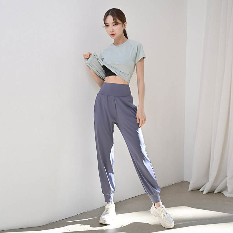 新品夏季运动套装女装专业户外跑步速干衣M宽松健身房羽毛球休闲