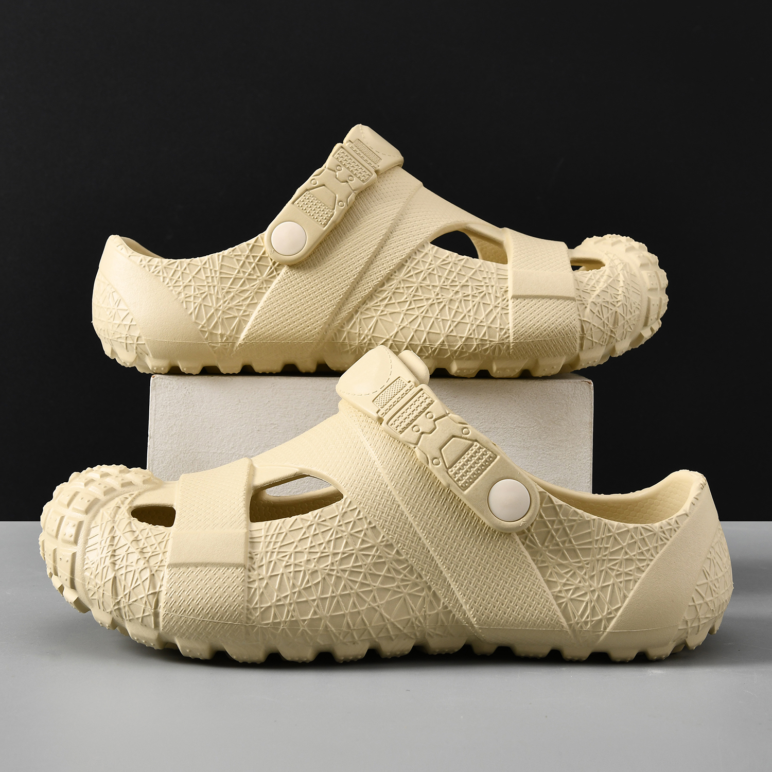 国潮洞洞鞋男款软底镂空透气新款